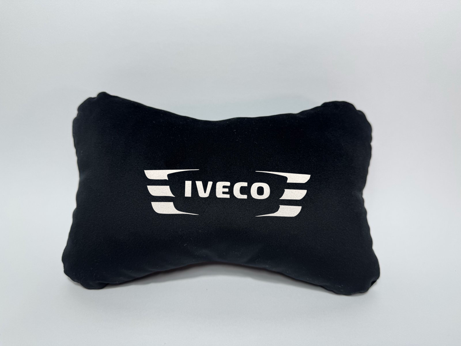 Χειροποίητα μαξιλάρια κεφαλιού IVECO MODEL 2 - μαύρο σουέτ