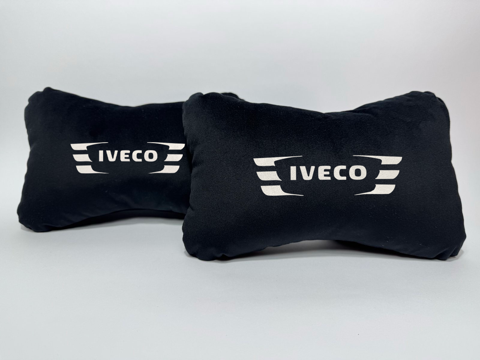 Χειροποίητα μαξιλάρια κεφαλιού IVECO MODEL 2 - μαύρο σουέτ