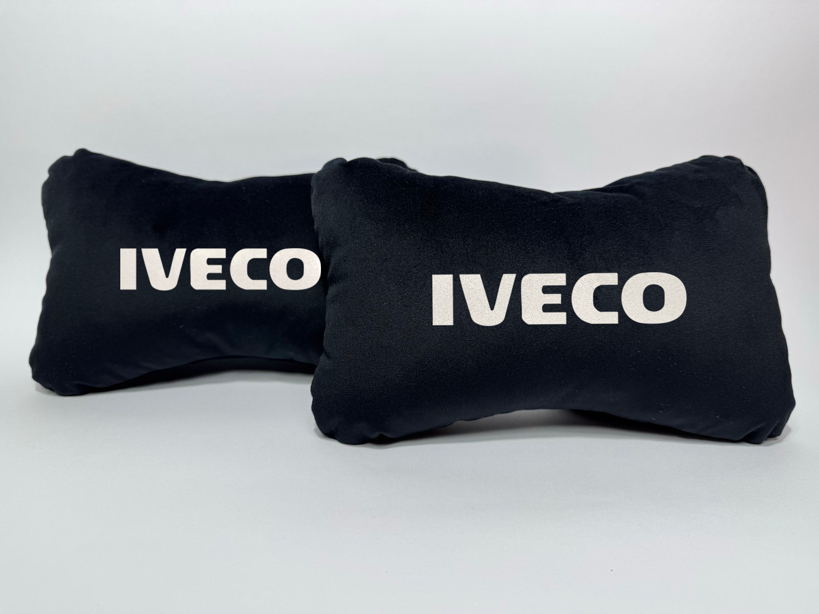 Χειροποίητα μαξιλάρια κεφαλιού IVECO MODEL 1 - μαύρο σουέτ