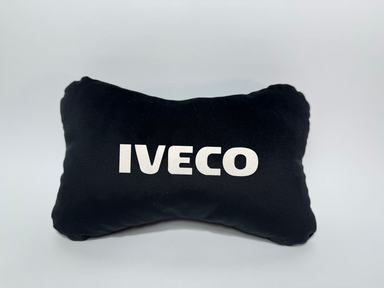 Χειροποίητα μαξιλάρια κεφαλιού IVECO MODEL 1 - μαύρο σουέτ