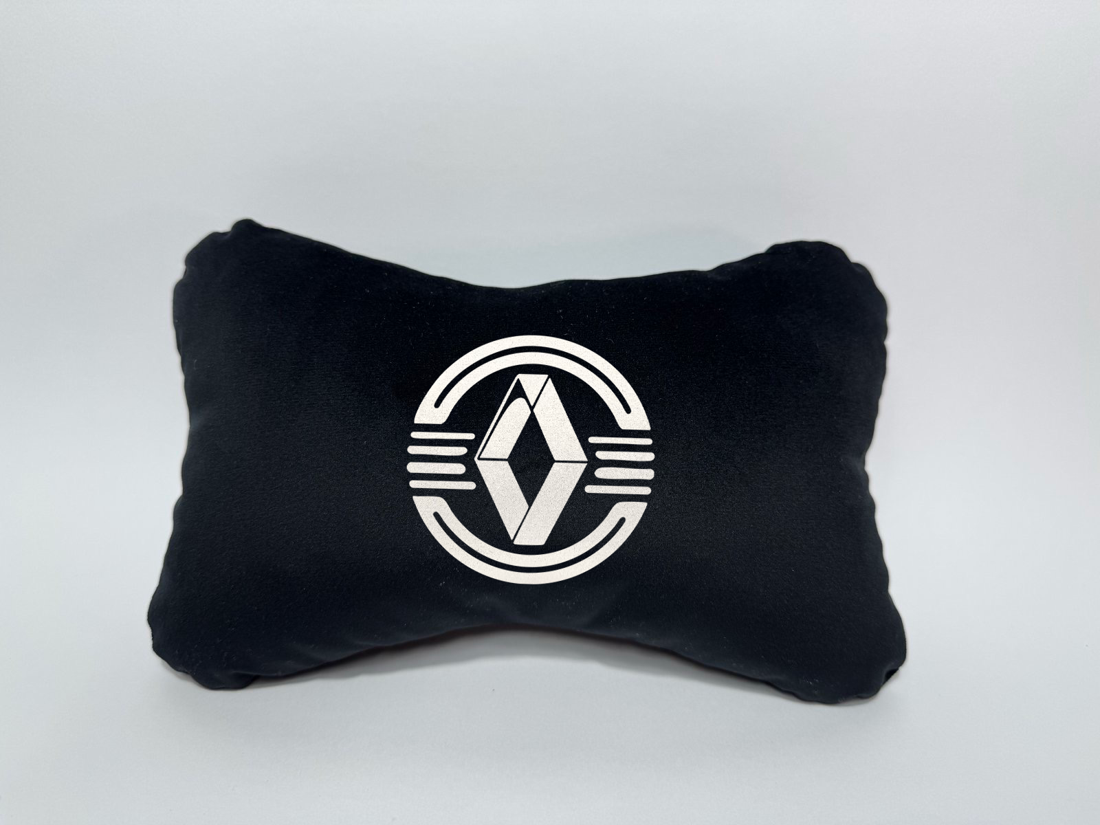 Χειροποίητα μαξιλάρια κεφαλιού RENAULT DESIGN - μαύρο σουέτ