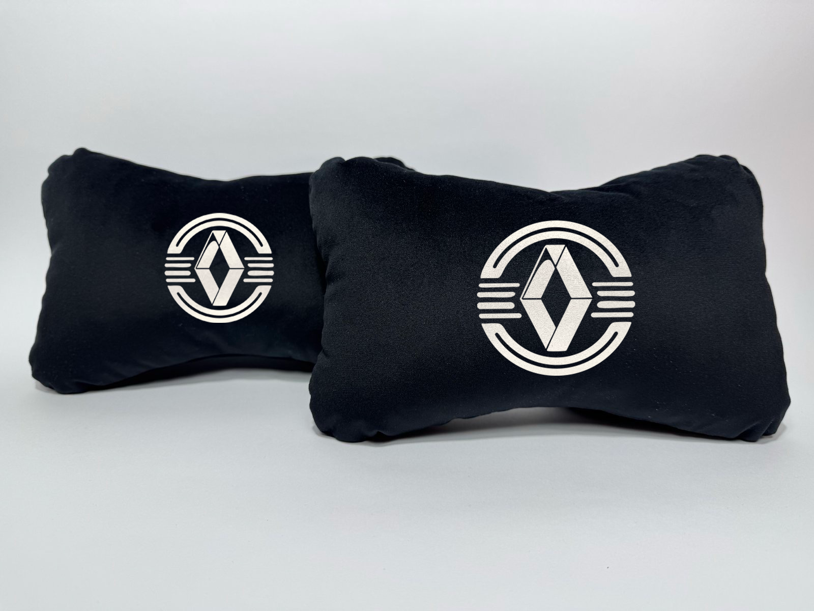 Χειροποίητα μαξιλάρια κεφαλιού RENAULT DESIGN - μαύρο σουέτ