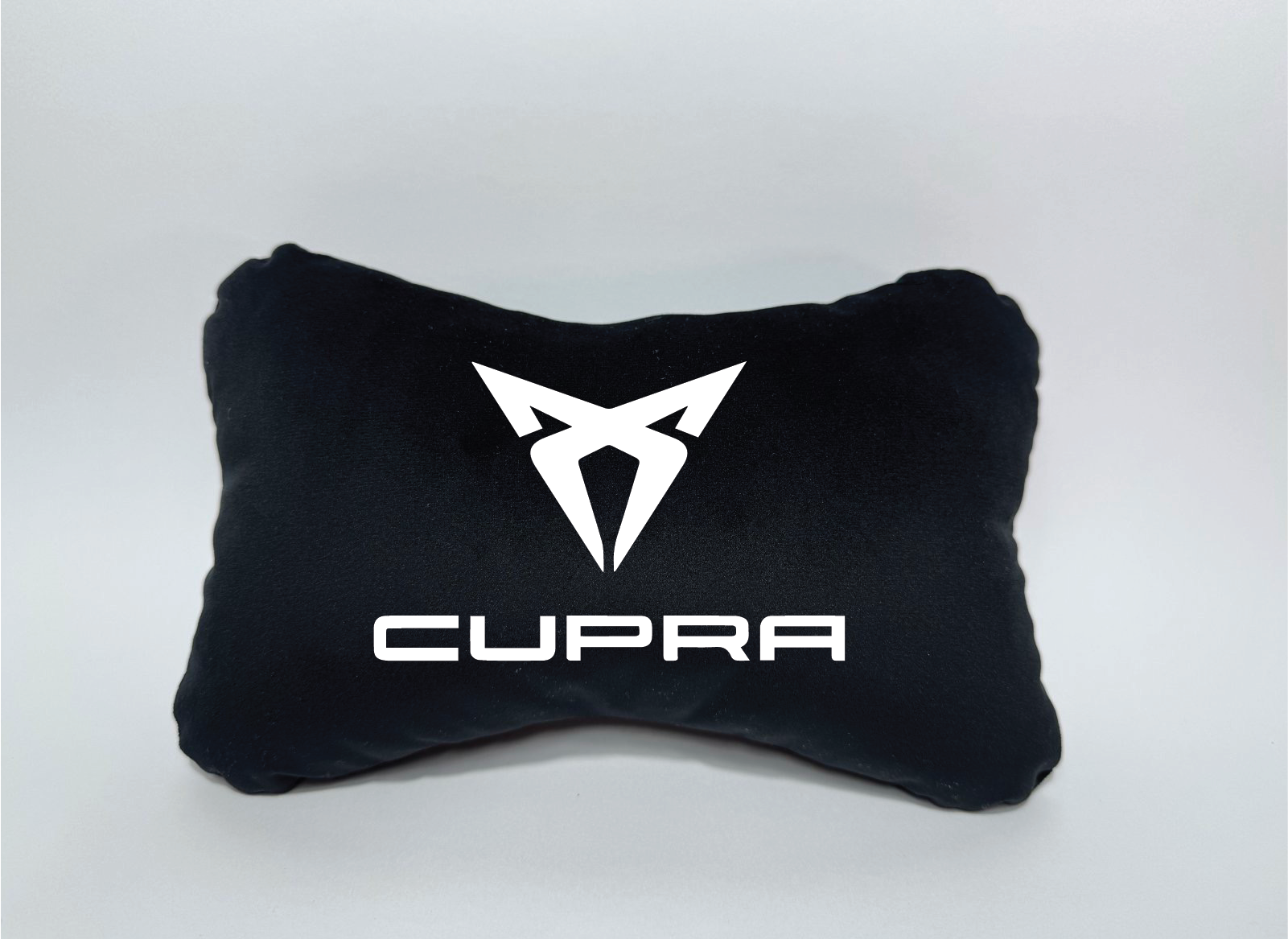 Χειροποίητα μαξιλάρια κεφαλιού SEAT CUPRA - μαύρο σουέτ